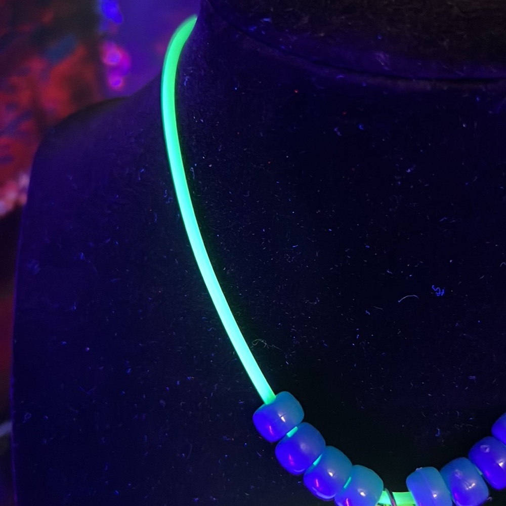 Unisex Rave Necklace - Picture 5 of 7